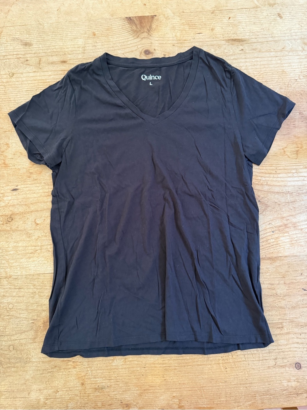 Quince Women's Classic Black V-Neck Short Sleeve Tee